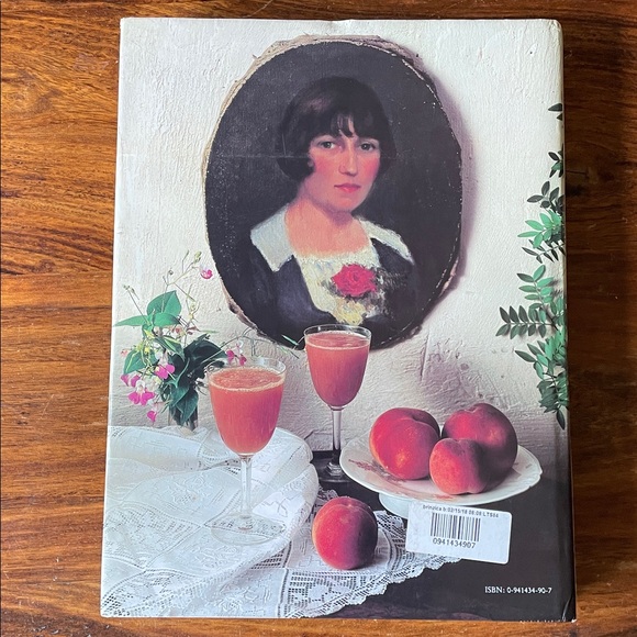 SIGNED Roger Verge’s Entertaining the French Style Vintage Hardcover Book - Picture 2 of 16